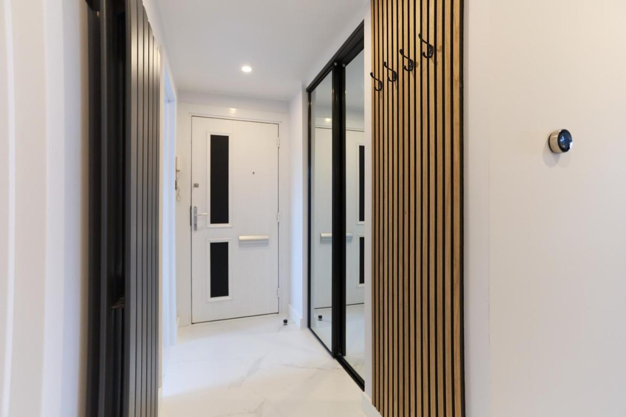 Luxurious City Centre Apartment Perth Buitenkant foto
